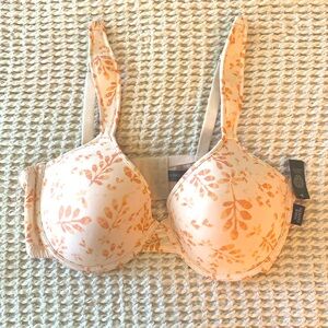 NWT Vince Camuto pink floral bra size 38C